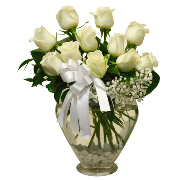 11 Weiß Rosen in einer Herzvase
